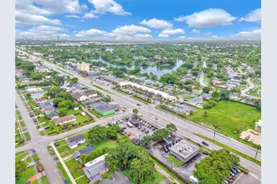 4601 W Hallandale Beach Blvd, Hollywood, FL 33023 - Photo 8