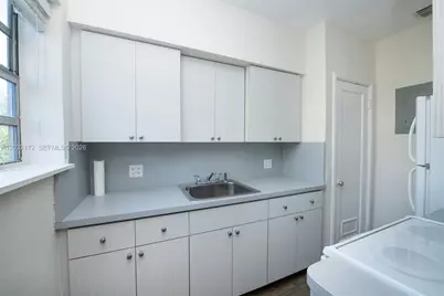 12247 NE 9th Ave #12247, North Miami, FL 33161 - Photo 8