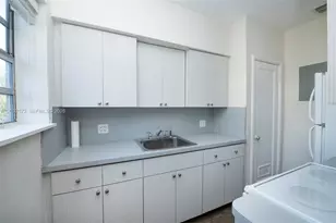 12247 NE 9th Ave, North Miami, FL 33161 - Photo 8