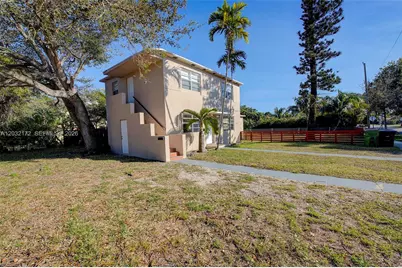12247 NE 9th Ave #12247, North Miami, FL 33161 - Photo 2