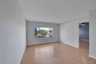 906 Twin Lakes Dr, Coral Springs, FL 33071 - Photo 6