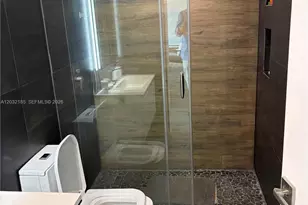 5900 Collins Ave, Miami Beach, FL 33140 - Photo 36