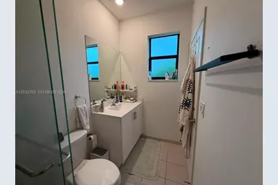 20731 NE 7th Pl #20731, Miami, FL 33179 - Photo 12