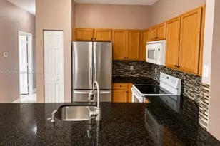 13221 SW 42nd St, Miramar, FL 33027 - Photo 10