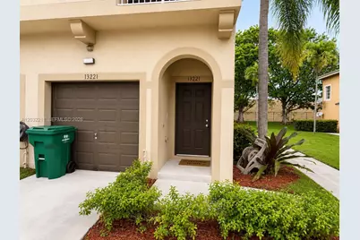 13221 SW 42nd St #8203, Miramar, FL 33027 - Photo 2
