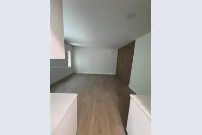 7734 Abbott Ave #101, Miami Beach, FL 33141 - Photo 4
