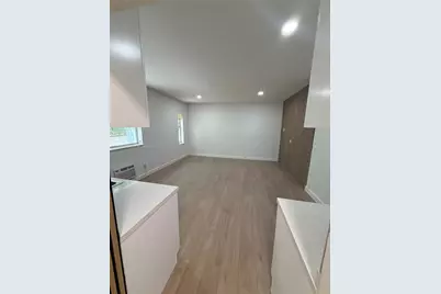 7734 Abbott Ave #101, Miami Beach, FL 33141 - Photo 12