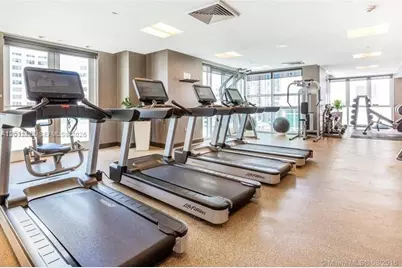 950 Brickell Bay Dr #701, Miami, FL 33131 - Photo 12