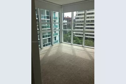 950 Brickell Bay Dr #701, Miami, FL 33131 - Photo 2
