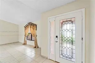 1586 Old Cypress Trail, Wellington, FL 33414 - Photo 6