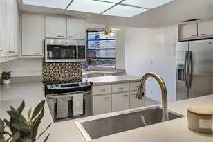 9531 Seagrape Dr, Davie, FL 33324 - Photo 1