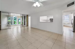 9531 Seagrape Dr, Davie, FL 33324 - Photo 6