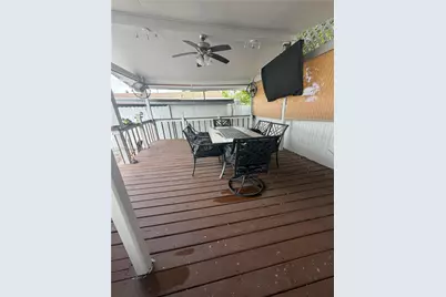 10415 NW 30th Ct, Miami, FL 33147 - Photo 10