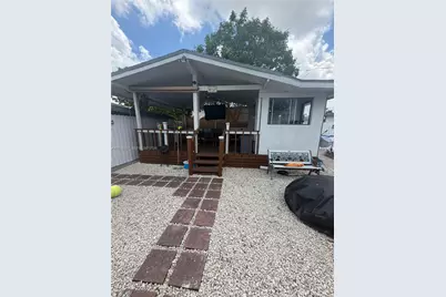 10415 NW 30th Ct, Miami, FL 33147 - Photo 10