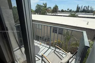 1960 Marseille Dr, Miami Beach, FL 33141 - Photo 2