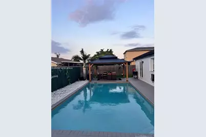 9571 NW 52nd St, Sunrise, FL 33351 - Photo 18