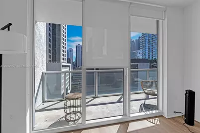 55 SE 6th St #1208, Miami, FL 33131 - Photo 22