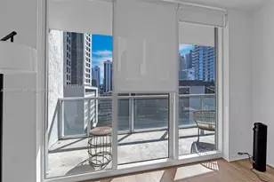 55 SE 6th St, Miami, FL 33131 - Photo 22
