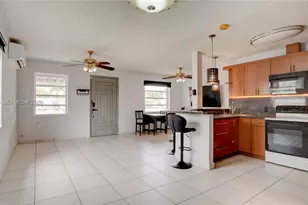 9840 SW 48th St, Miami, FL 33165 - Photo 16