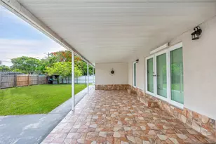 1507 NW 100th St, Miami, FL 33147 - Photo 8