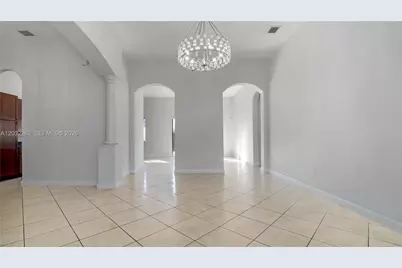 19434 SW 78th Ave, Cutler Bay, FL 33157 - Photo 8
