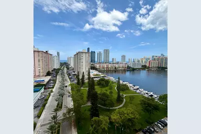 290 174th St #1810, Sunny Isles Beach, FL 33160 - Photo 2