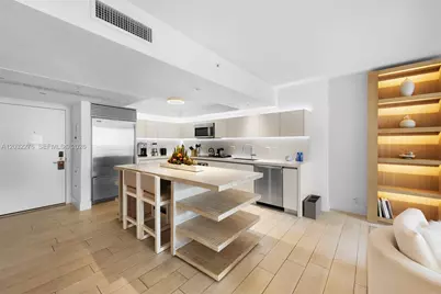 102 24th St #1406, Miami Beach, FL 33139 - Photo 2