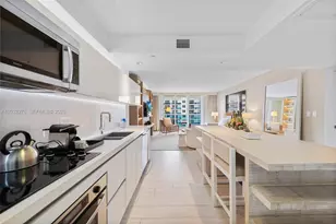 102 24th St, Miami Beach, FL 33139 - Photo 6