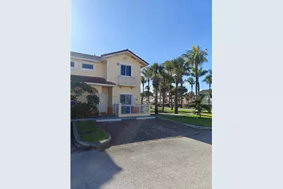 17866 NW 74th Ct, Hialeah, FL 33015 - Photo 1