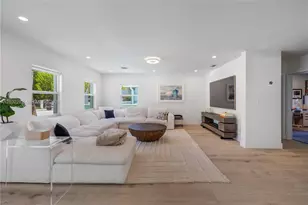 930 Stillwater Dr, Miami Beach, FL 33141 - Photo 4