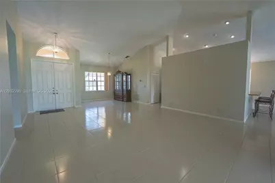 8269 NW 40th Ct, Coral Springs, FL 33065 - Photo 6