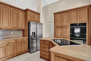 8269 NW 40th Ct, Coral Springs, FL 33065 - Photo 24