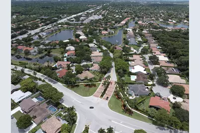 8269 NW 40th Ct, Coral Springs, FL 33065 - Photo 36