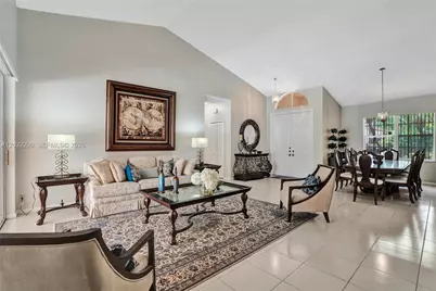 8269 NW 40th Ct, Coral Springs, FL 33065 - Photo 10