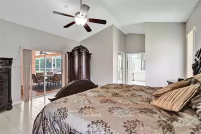 8269 NW 40th Ct, Coral Springs, FL 33065 - Photo 20