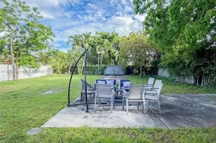 2740 Dewey St, Hollywood, FL 33020 - Photo 20
