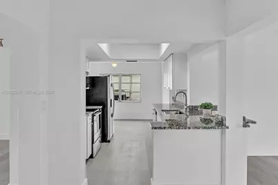 3940 NW 47th Ave, Lauderdale Lakes, FL 33319 - Photo 20