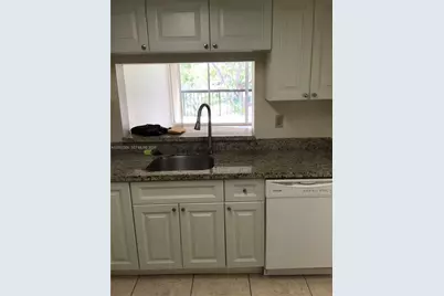 10975 SW 107th St #302, Miami, FL 33176 - Photo 4