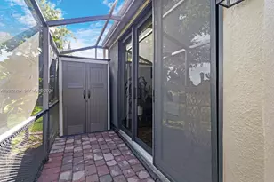 1411 W Fairway Rd, Pembroke Pines, FL 33026 - Photo 22
