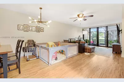 1411 W Fairway Rd #Villa, Pembroke Pines, FL 33026 - Photo 12