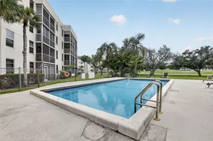 1911 Sabal Palm Dr, Davie, FL 33324 - Photo 40