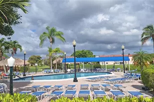9241 Sunrise Lakes Blvd, Sunrise, FL 33322 - Photo 18