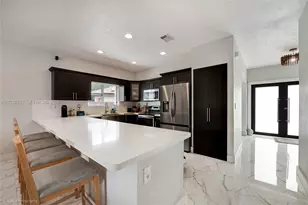 4147 NE 30th St, Homestead, FL 33033 - Photo 4
