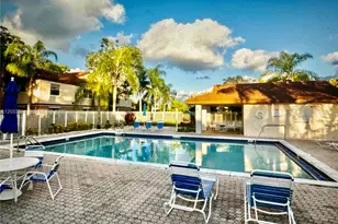 1200 SW 113th Terrace, Pembroke Pines, FL 33025 - Photo 8
