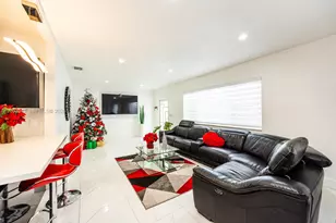 9365 SW 44th St, Miami, FL 33165 - Photo 12