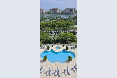 300 S Pointe Dr #908, Miami Beach, FL 33139 - Photo 26