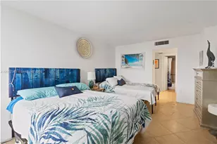 3675 N Country Club Dr, Aventura, FL 33180 - Photo 14