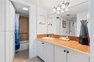 3675 N Country Club Dr, Aventura, FL 33180 - Photo 16