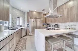 7963 NW 195th Terrace, Hialeah, FL 33015 - Photo 12