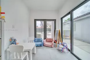7963 NW 195th Terrace, Hialeah, FL 33015 - Photo 18
